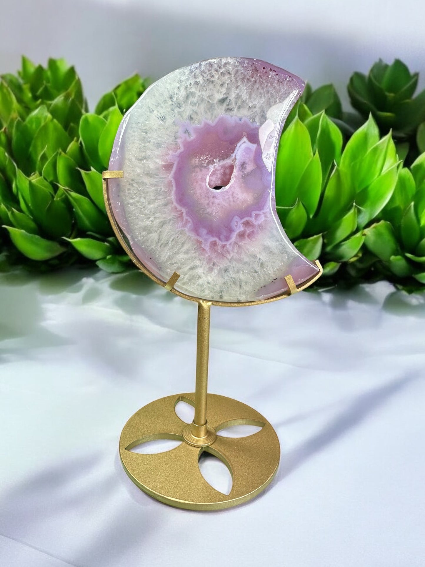 Agate Druzy Moon (on stand)